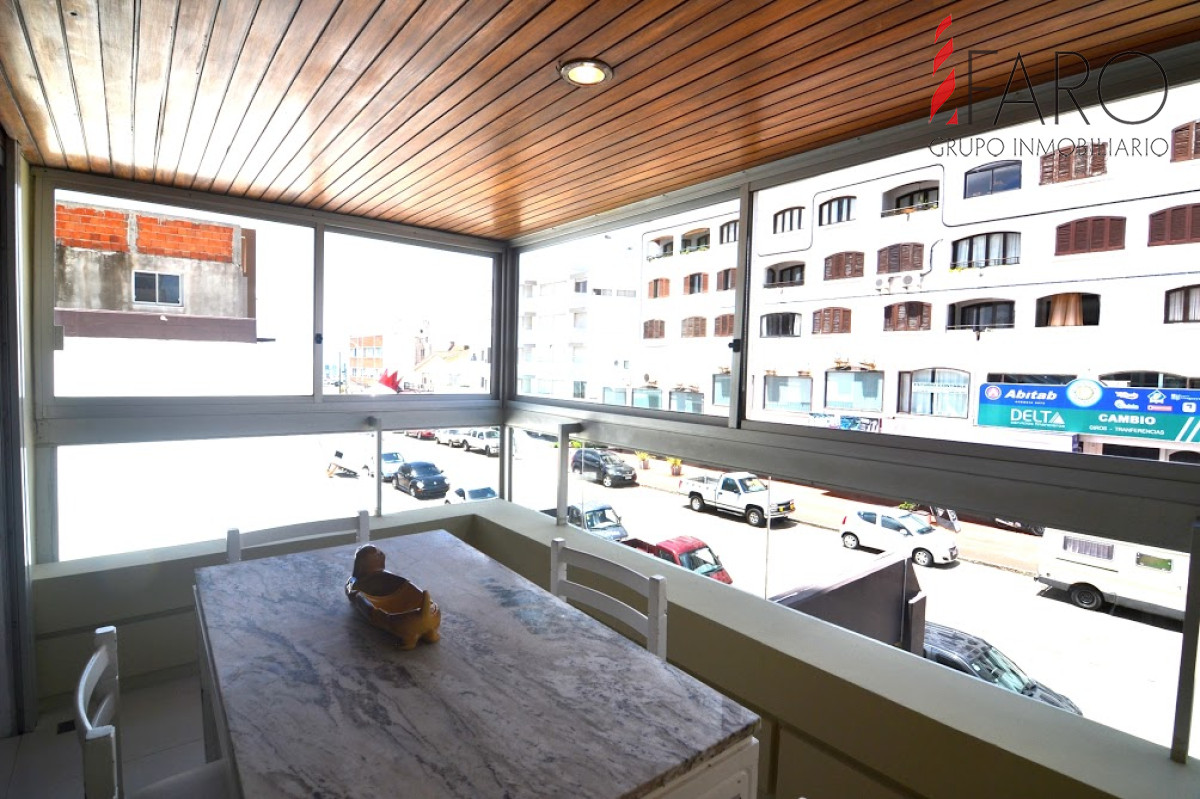 Apartamento en Mansa 3 dormitorios con terraza