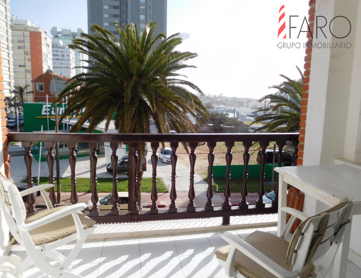 Apartamento en Península 3 dormitorios con balcón