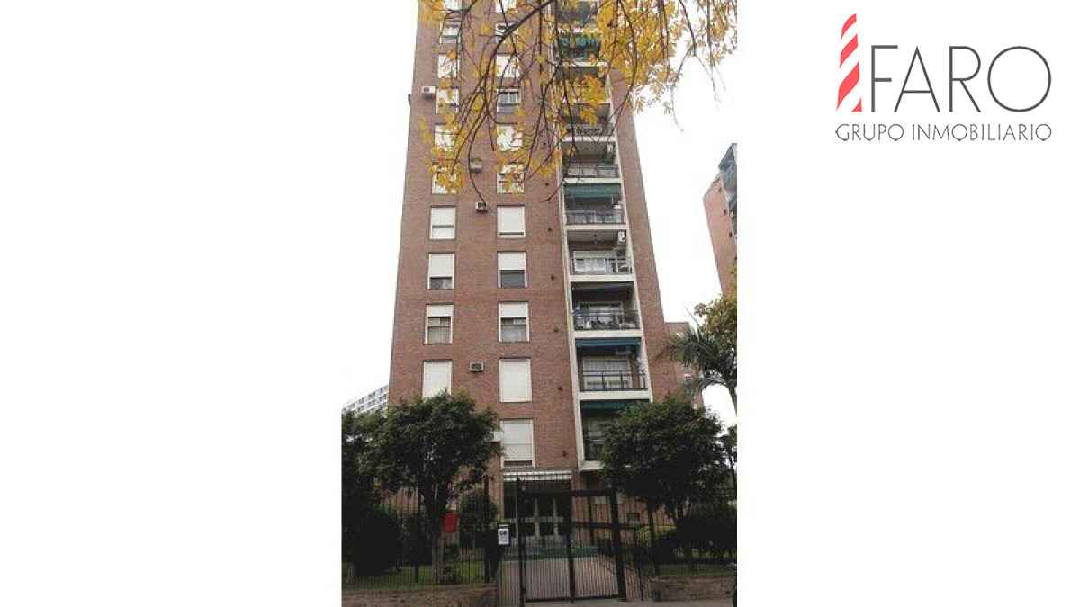 Apartamento en Buenos Aires 3 dormitorios c/balcón