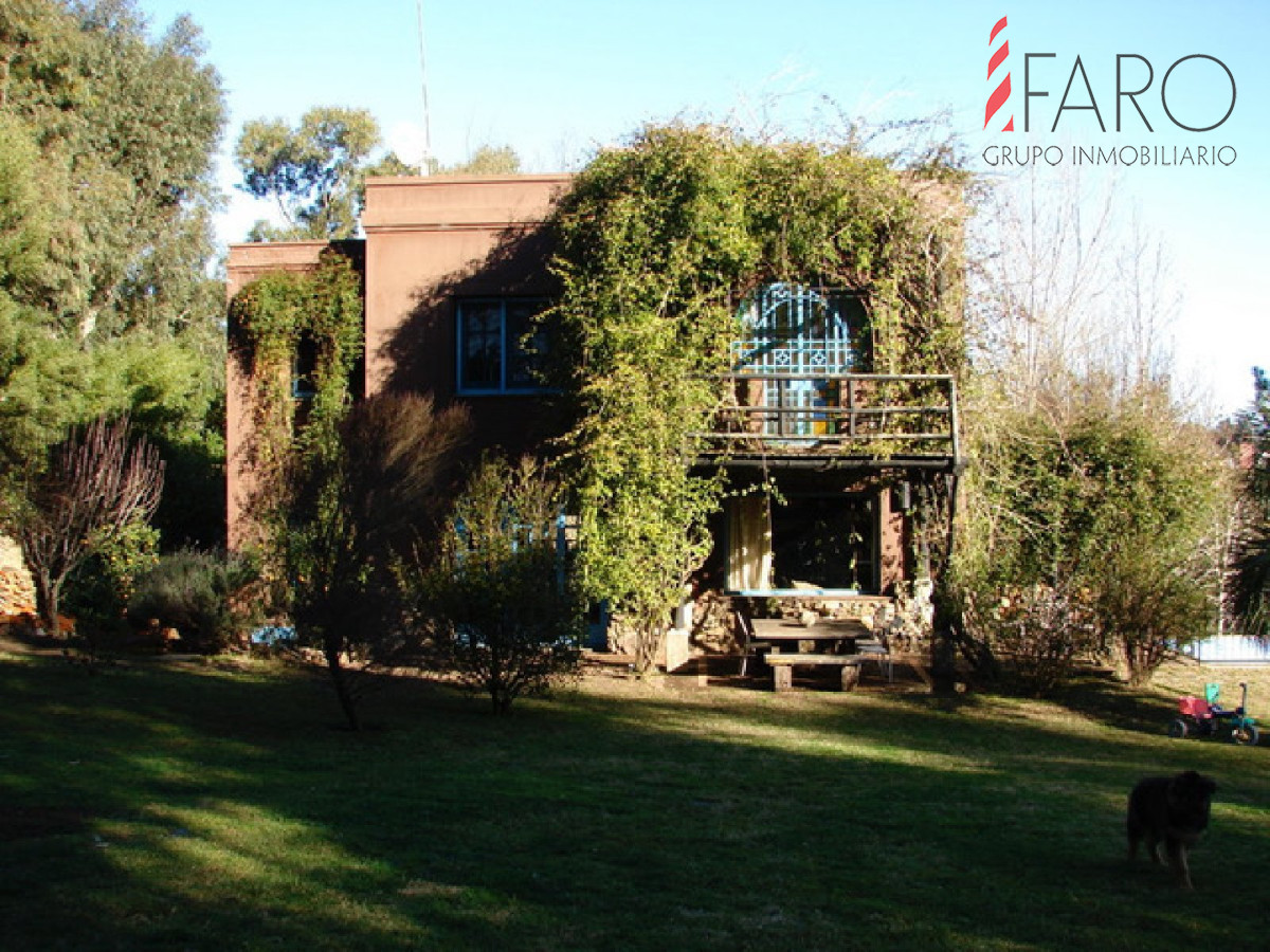 Casa en Santa Mónica 4 dormitorios y casa caseros