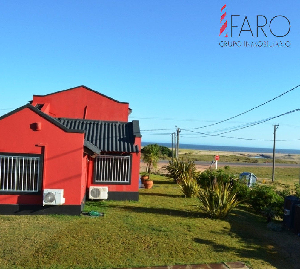 Casa en Balneario Buenos Aires 3 dormitorios con piscina y barbacoa