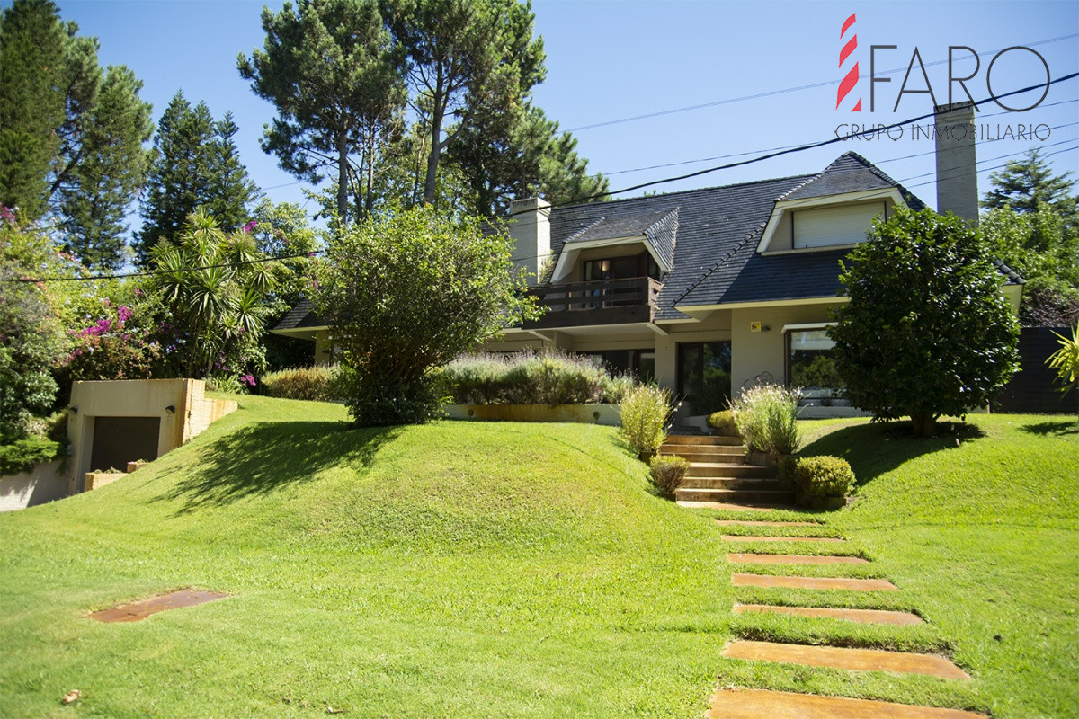 Hermosa casa en venta en Punta del Este.