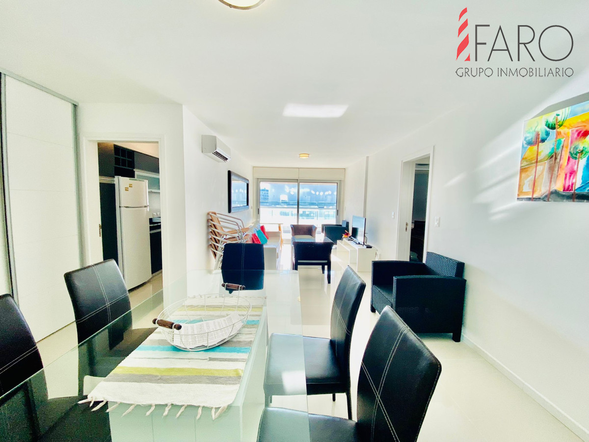 VENTA DE APARTAMENTO 2 DORMITORIOS EN EDIFICIO ICON BRAVA PUNTA DEL ESTE