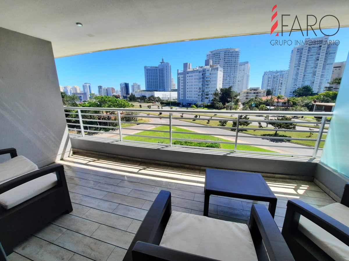 VENTA FINANCIACION DIRECTA- PUNTA DEL ESTE - MANSA  - EXCELENTE TORRE 