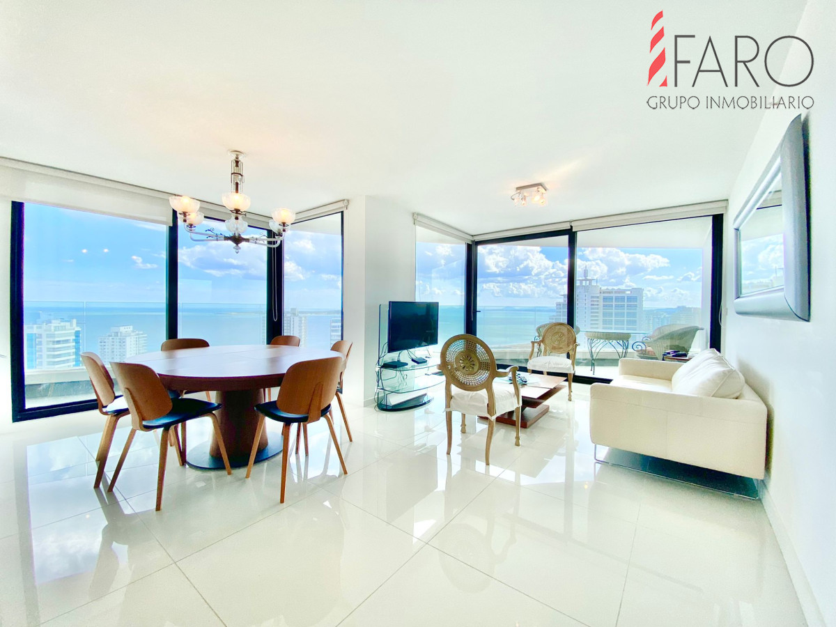 Apartamento en Venta Art Tower Tres Dormitorios en Suite